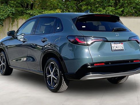 Used 2023 Honda HR-V EX-L image 4