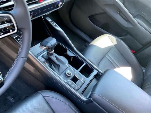 Used 2025 Kia Sorento S w/ Panoramic Sunroof Package FWD image 16