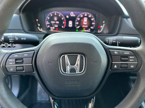 Used 2023 Honda Accord EX image 22