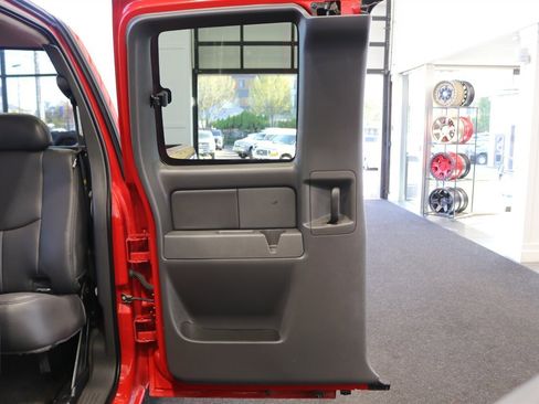 Used 2006 Chevrolet Silverado 2500 LT w/ Heavy-Duty Power Package image 66