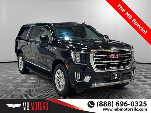 Used 2023 GMC Yukon XL SLT image 1