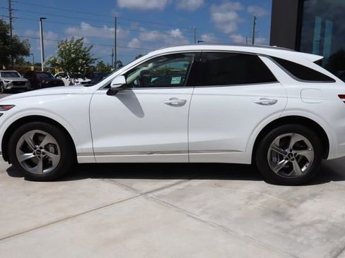 Used 2026 Genesis GV70 2.5T AWD/4WD image 7