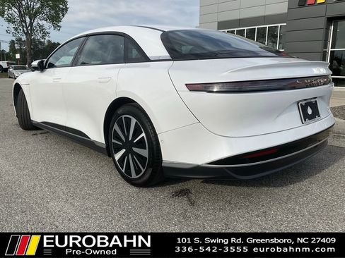 Used 2024 Lucid Air Pure RWD image 3
