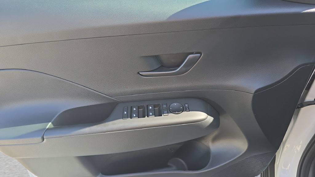 New 2027 Hyundai Kona SEL Sport FWD image 16