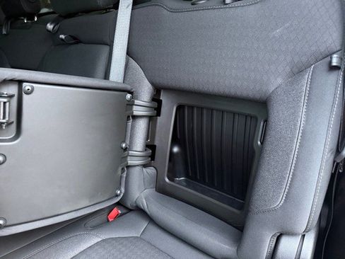 Used 2020 GMC Sierra 1500 Elevation w/ Elevation Value Package image 14