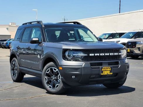 New 2026 Ford Bronco Sport Outer Banks AWD/4WD image 1