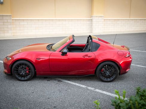Used 2022 MAZDA MX-5 Miata Club image 12