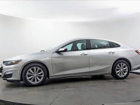 Used 2022 Chevrolet Malibu LT FWD image 3