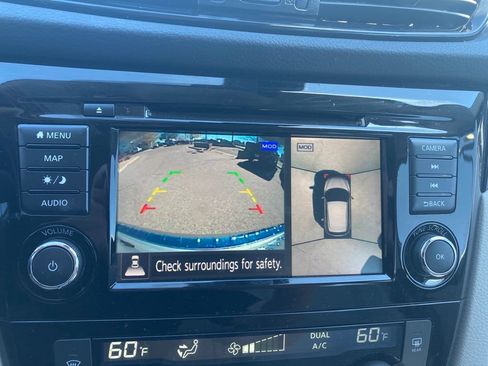 Used 2022 Nissan Rogue Sport SL w/ Premium Package image 20