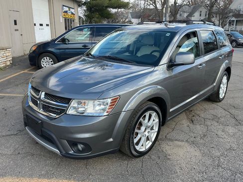 Used 2012 Dodge Journey R/T w/ Navigation & Sound Group I image 7