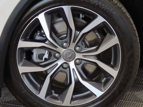 Used 2023 Acura MDX FWD w/ Technology Package image 6