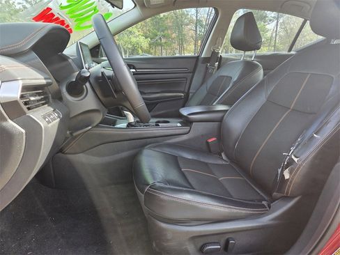 Used 2021 Nissan Altima 2.5 SR image 10