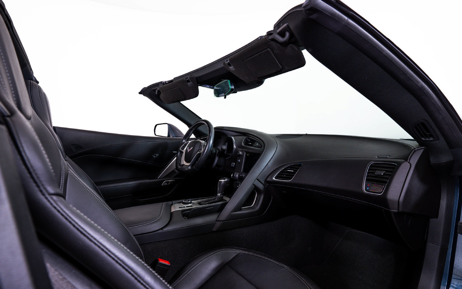 Used 2019 Chevrolet Corvette Stingray Coupe w/ Battery Protection Package RWD image 21
