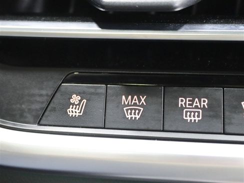 Used 2022 BMW X6 M w/ Executive Package AWD/4WD image 39