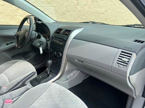 Used 2009 Toyota Corolla FWD image 17