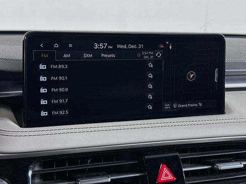 Used 2024 Genesis G70 2.5T image 21