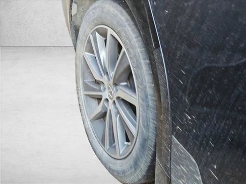 Used 2016 Lexus ES 300h w/ Premium Package w/Wood Trim image 5