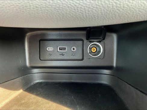 Used 2024 Chevrolet Equinox LS AWD/4WD image 13