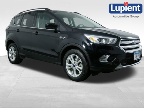 Used 2017 Ford Escape SE w/ SE Leather Comfort Package image 1