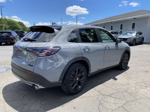 Used 2024 Honda HR-V Sport image 6