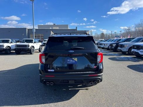 Certified 2022 Ford Explorer ST w/ Equipment Group 401A image 4
