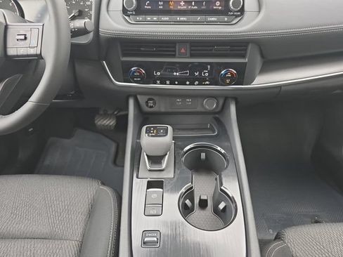 New 2026 Nissan Rogue SV FWD image 3