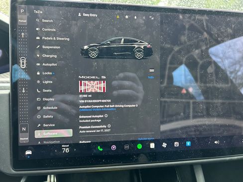 Used 2023 Tesla Model S Plaid image 10