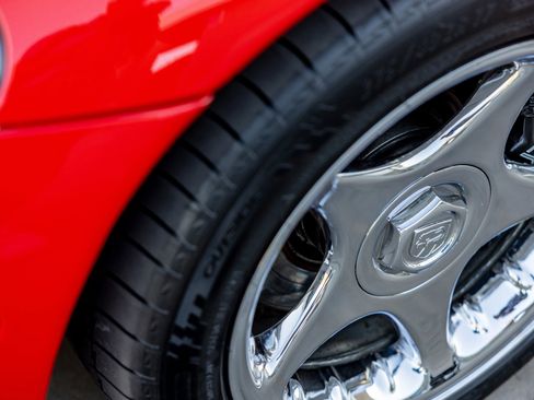Used 1997 Dodge Viper GTS RWD image 33