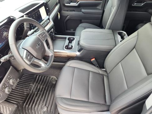 New 2026 Chevrolet Silverado 2500 LT w/ Trail Boss Package AWD/4WD image 13