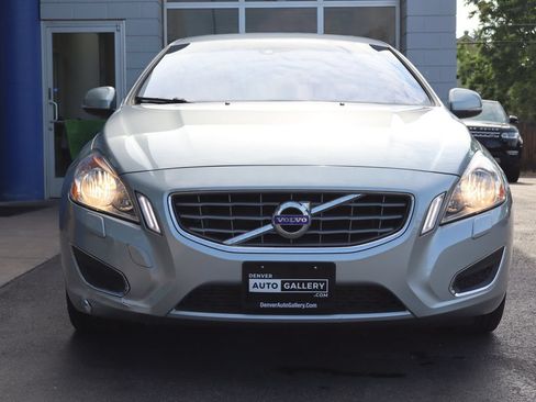 Used 2013 Volvo S60 T5 Premier Plus AWD/4WD image 7