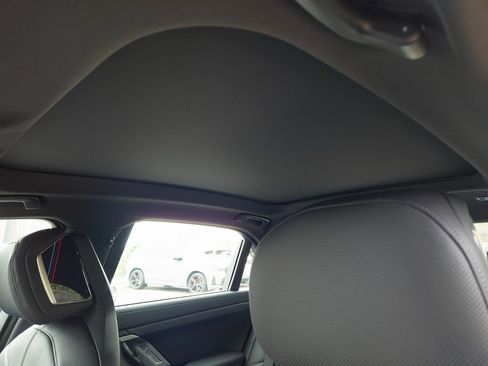 New 2026 BMW i7 eDrive50 w/ M Sport Package image 16