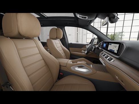 Certified 2026 Mercedes-Benz GLS 450 4MATIC image 39