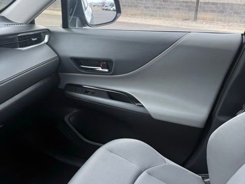 Certified 2023 Toyota Venza LE AWD/4WD image 30