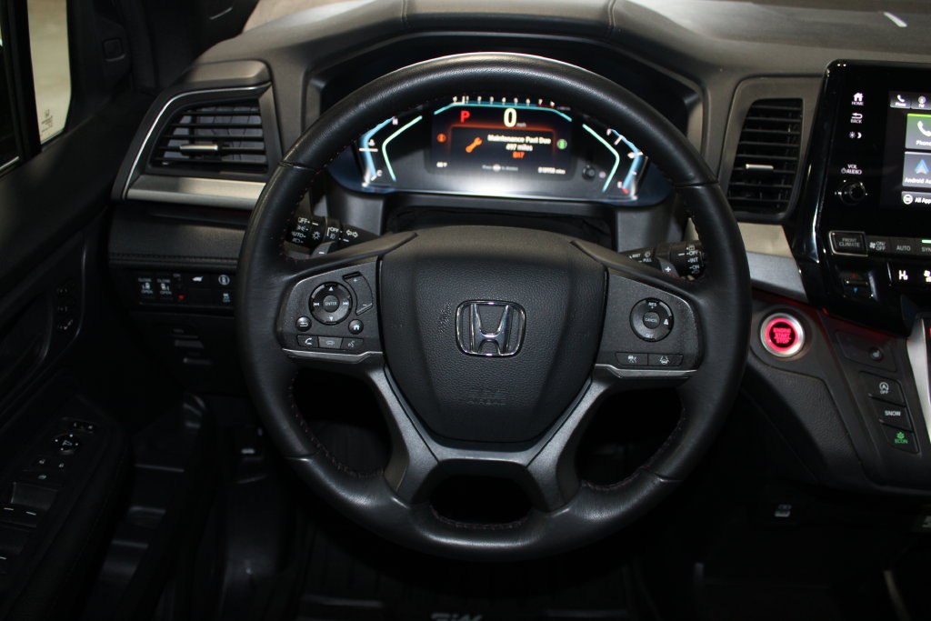 Used 2024 Honda Odyssey Sport image 12