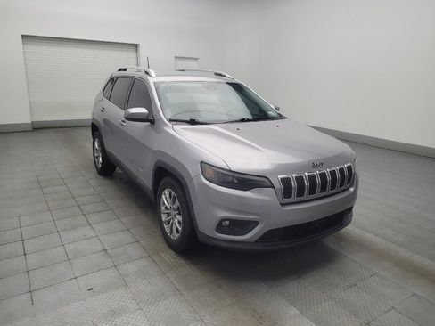 Used 2021 Jeep Cherokee Latitude Plus FWD image 13