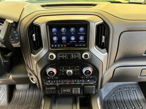 Used 2021 GMC Sierra 3500 Denali w/ Denali Ultimate Package AWD/4WD image 20