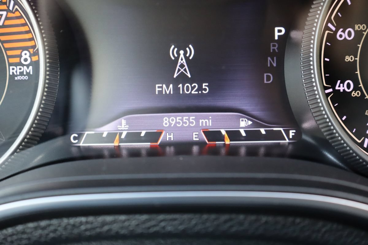 Used 2019 Jeep Cherokee Trailhawk w/ Comfort/Convenience Group AWD/4WD image 44