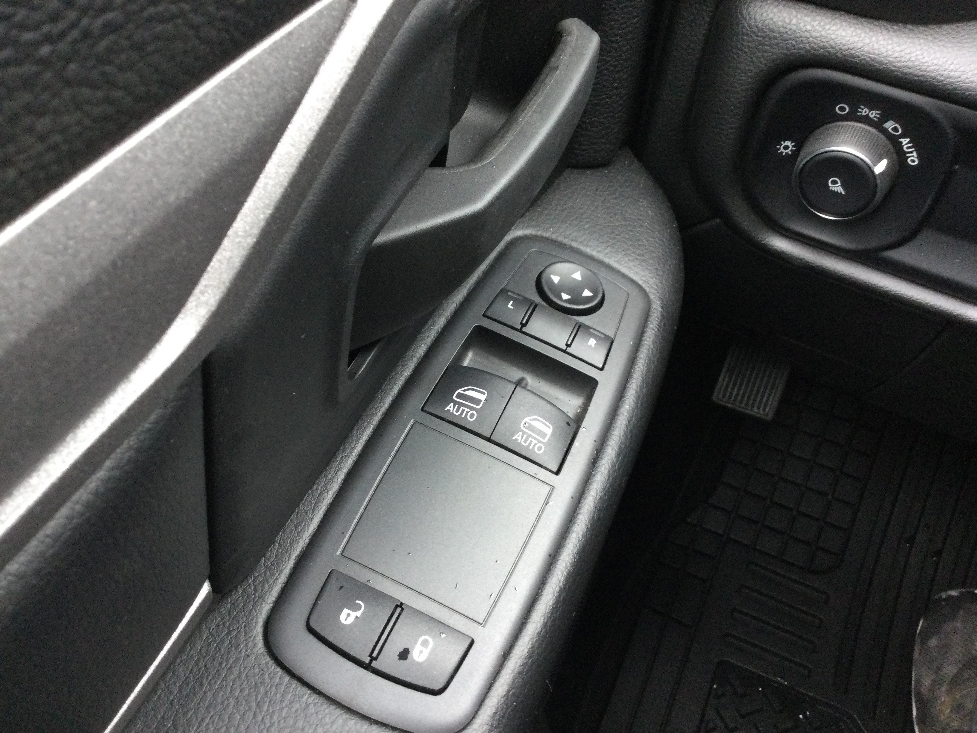 Used 2022 RAM 2500 Tradesman RWD image 7