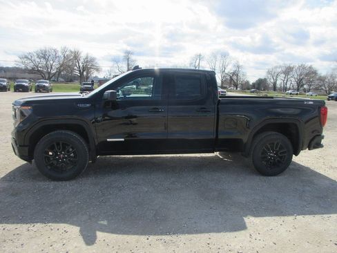 New 2026 GMC Sierra 1500 Elevation image 10