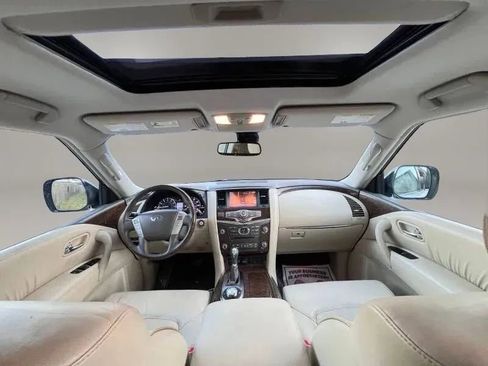 Used 2017 INFINITI QX80 4WD w/ All Season Package image 17