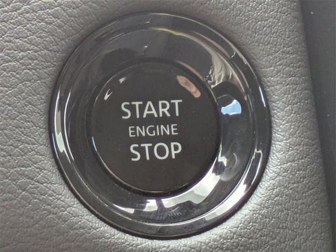 New 2025 Nissan Armada SV image 33