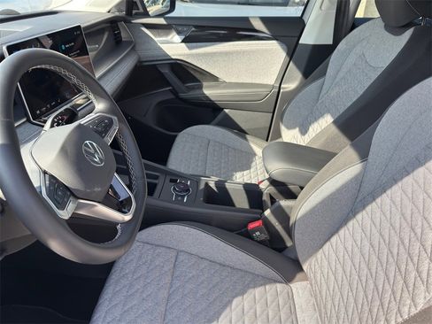 New 2025 Volkswagen Tiguan S image 13