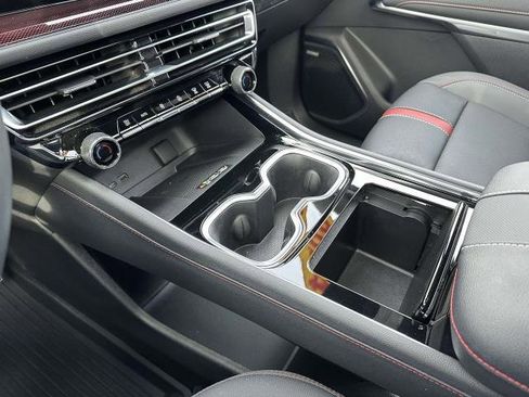 Certified 2024 Chevrolet Traverse RS w/ LPO, Floor Liner Package image 26