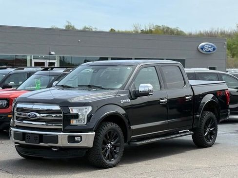 Used 2015 Ford F150 Lariat w/ Equipment Group 502A Luxury AWD/4WD image 31
