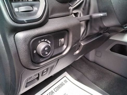 Used 2023 RAM 1500 Big Horn AWD/4WD image 27