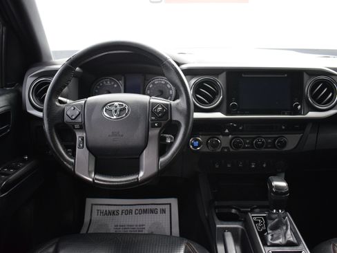 Used 2017 Toyota Tacoma TRD Pro AWD/4WD image 14