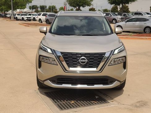 Certified 2023 Nissan Rogue Platinum FWD image 5