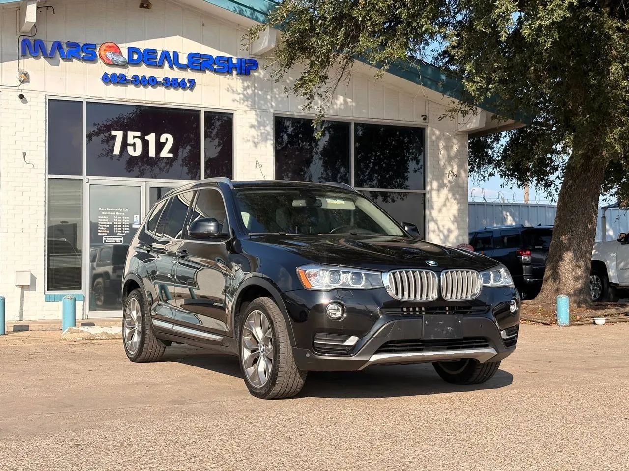 Used 2016 BMW X3 xDrive28i AWD/4WD image 1