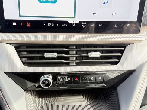 New 2026 Ford Explorer Active w/ Active Comfort Package image 19