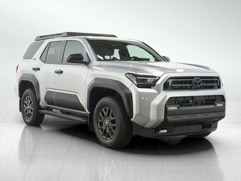 Used 2026 Toyota 4Runner SR5 AWD/4WD image 7